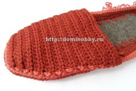 Как обвязать крючком войлочные стельки?