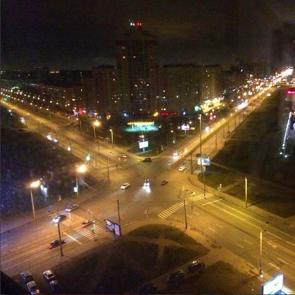 перекресток в городе