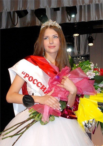 Юлия Степанова (Joulia Stepanova, Yulia Stepanova)
