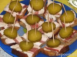 блюда с солеными огурцами