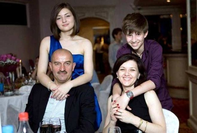 Станислав сущев биография личная жизнь семья