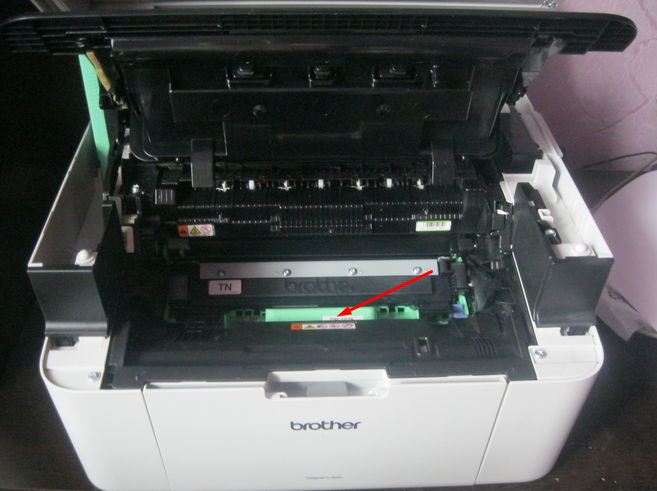 Как вытащить картридж из принтера brother dcp-1510r?